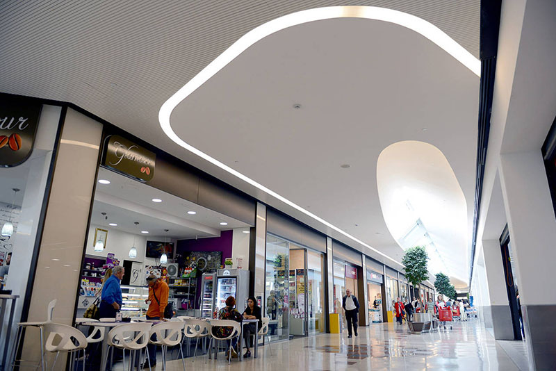 centro commerciale i portali interni mall lighting impianti manutenzione